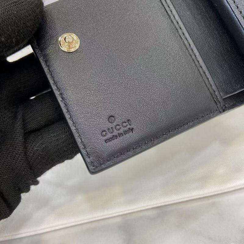 2026秋冬系列， GG Emblem系列煥新詮釋品牌的雋永優雅風範和精湛工藝。