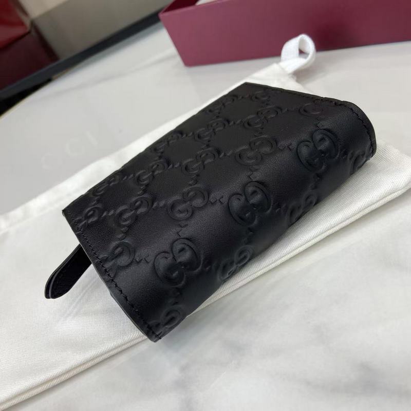 2026秋冬系列， GG Emblem系列煥新詮釋品牌的雋永優雅風範和精湛工藝。