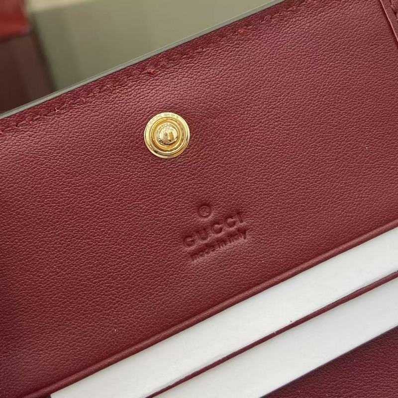 2026秋冬系列， GG Emblem系列煥新詮釋品牌的雋永優雅風範和精湛工藝。