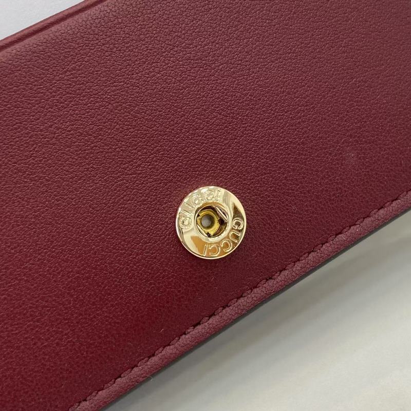 2026秋冬系列， GG Emblem系列煥新詮釋品牌的雋永優雅風範和精湛工藝。