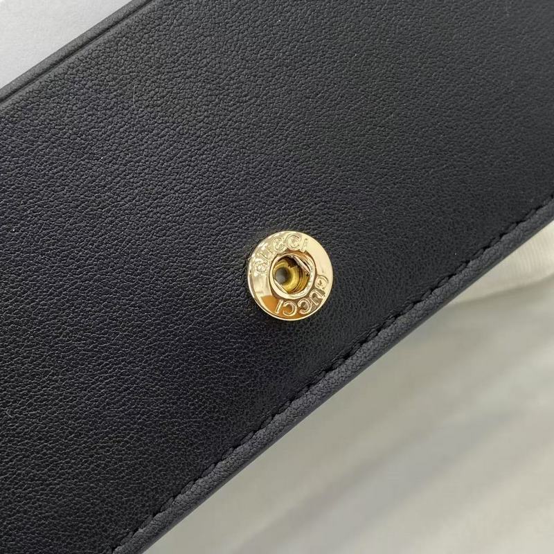 2026秋冬系列， GG Emblem系列煥新詮釋品牌的雋永優雅風範和精湛工藝。