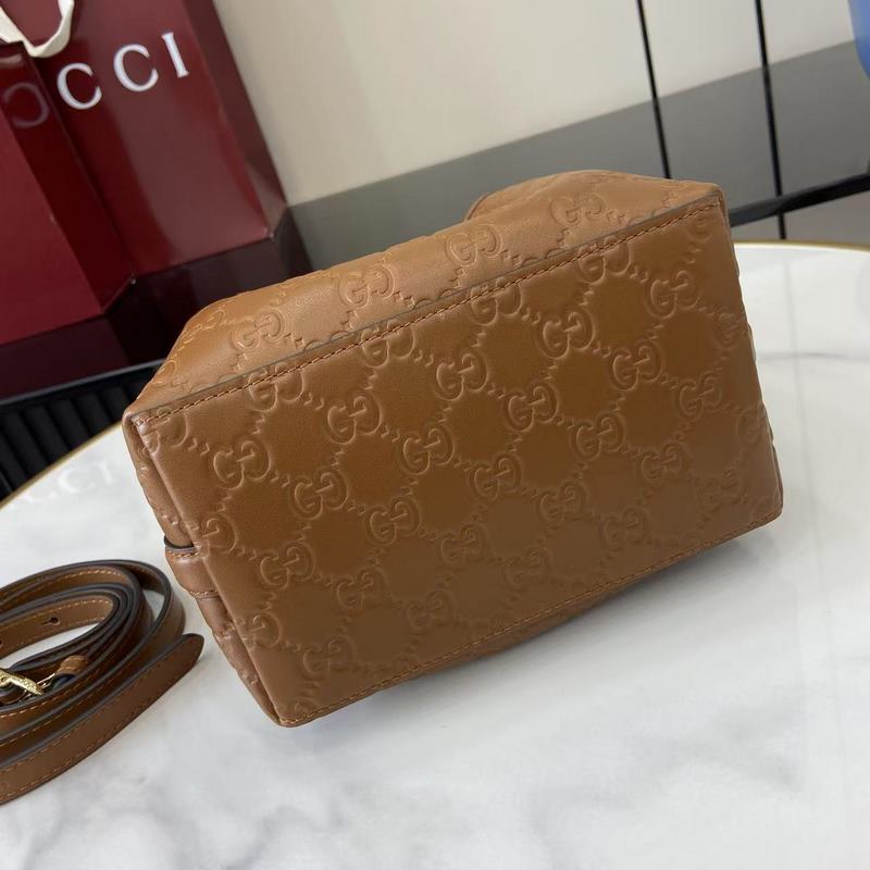 2026秋冬系列， GG Emblem系列煥新詮釋品牌的雋永優雅風範和精湛工藝。