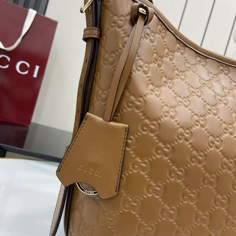 2026秋冬系列， 全新GG Emblem系列煥新詮釋品牌的雋永優雅風範和精湛工