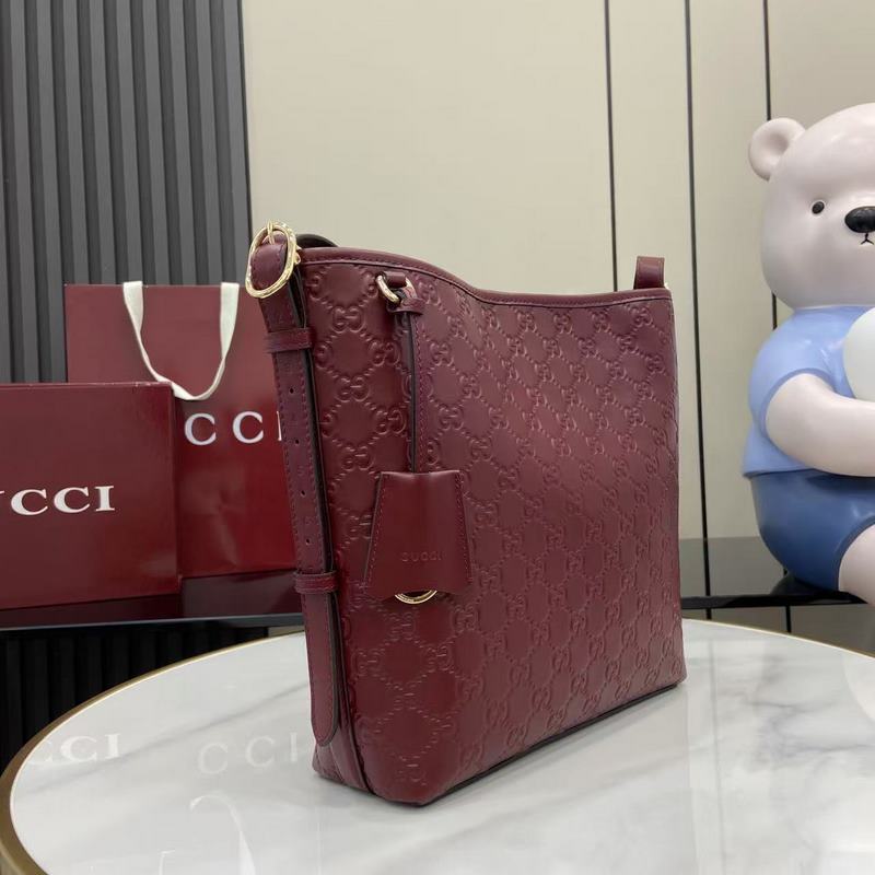 2026秋冬系列， 全新GG Emblem系列煥新詮釋品牌的雋永優雅風範和精湛工