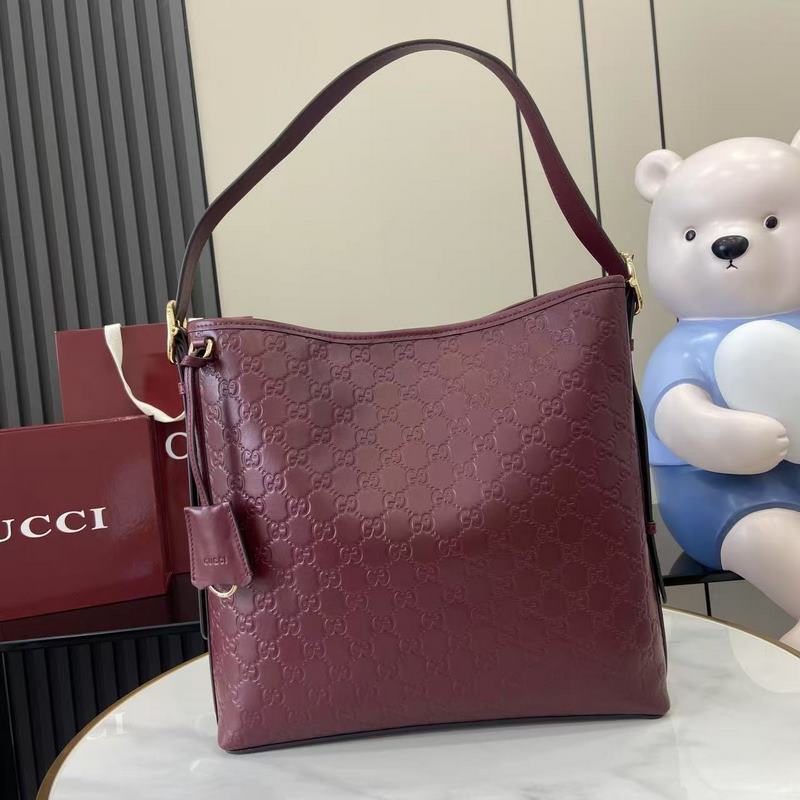 2026秋冬系列， GG Emblem系列煥新詮釋品牌的雋永優雅風範和精湛工藝。