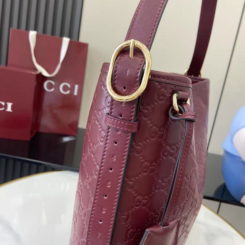 2026秋冬系列， GG Emblem系列煥新詮釋品牌的雋永優雅風範和精湛工藝。