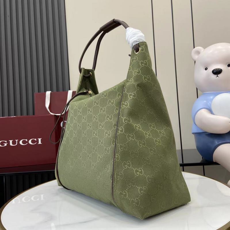 小紅書爆款中古包 爆火的森林綠tote 實物顔色真的很清新 綠色黨一眼愛上 自重