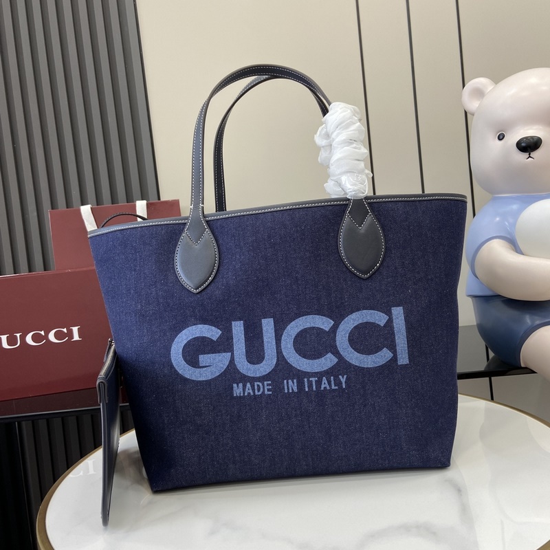 配全套原廠禮品袋包裝 Gucci Totissima系列糅合 tote 一詞與意