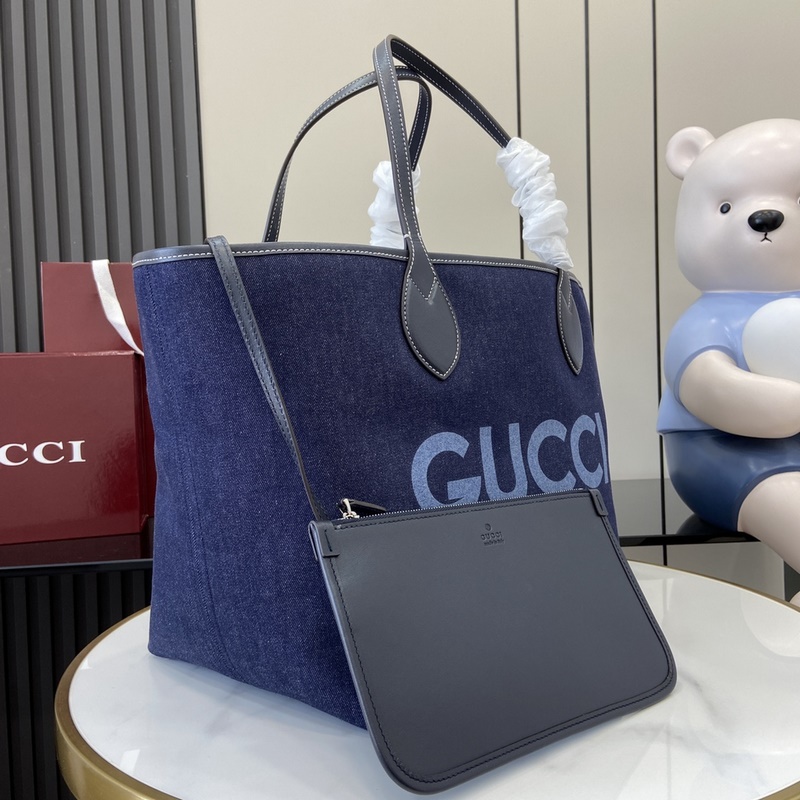 配全套原廠禮品袋包裝 Gucci Totissima系列糅合 tote 一詞與意
