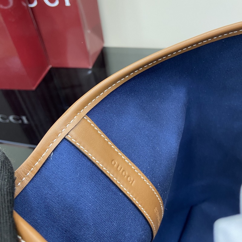 Gucci Totissima系列糅合 tote 一詞與意大利語中表示最高級的詞