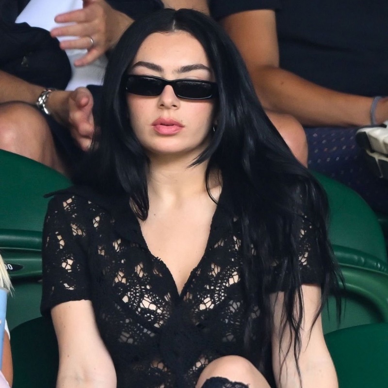 GUCCI新品 GG1778SA size：57口17-145 這款矩形鏡框太陽