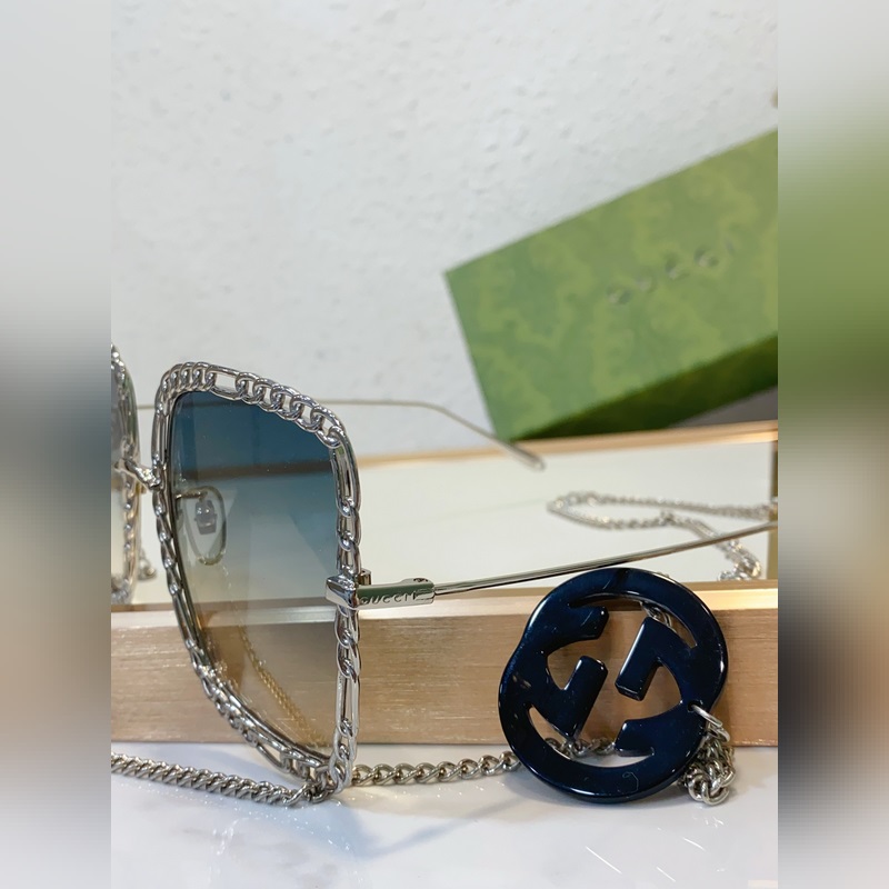 Gucci model：GG1033S 金屬大框墨鏡 長鍊條可做頸鍊或毛衣鍊 s