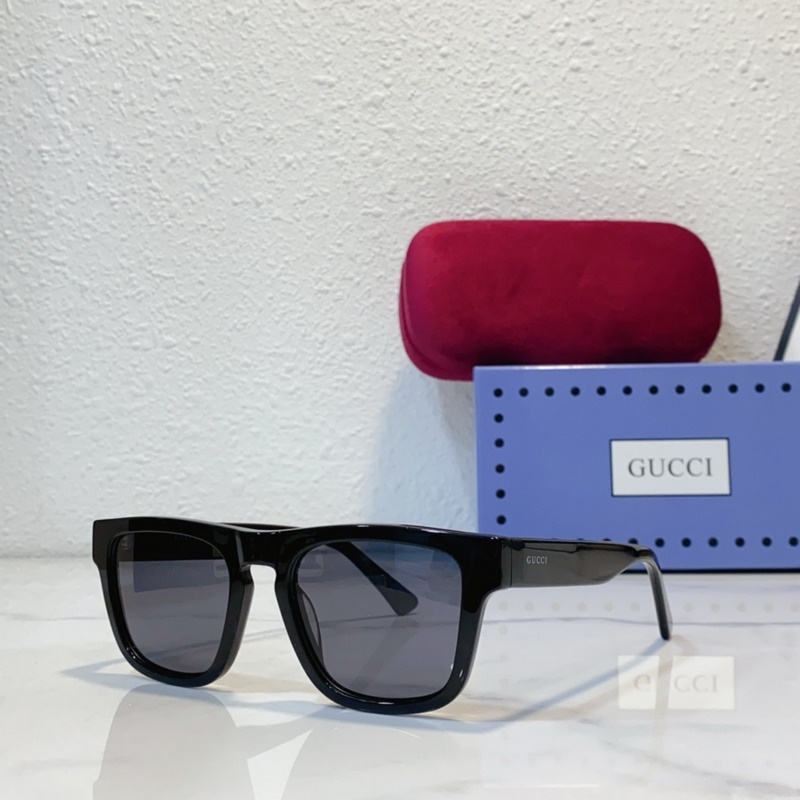 GUCCI MODEL：GG8817 SIZE： 52口21-145