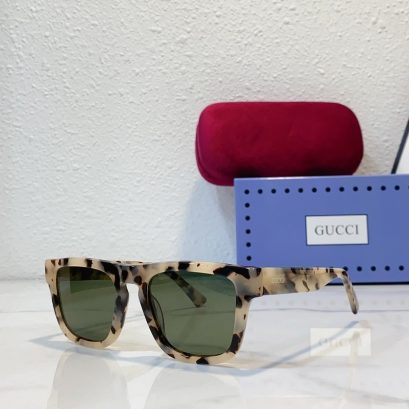 GUCCI MODEL：GG8817 SIZE： 52口21-145