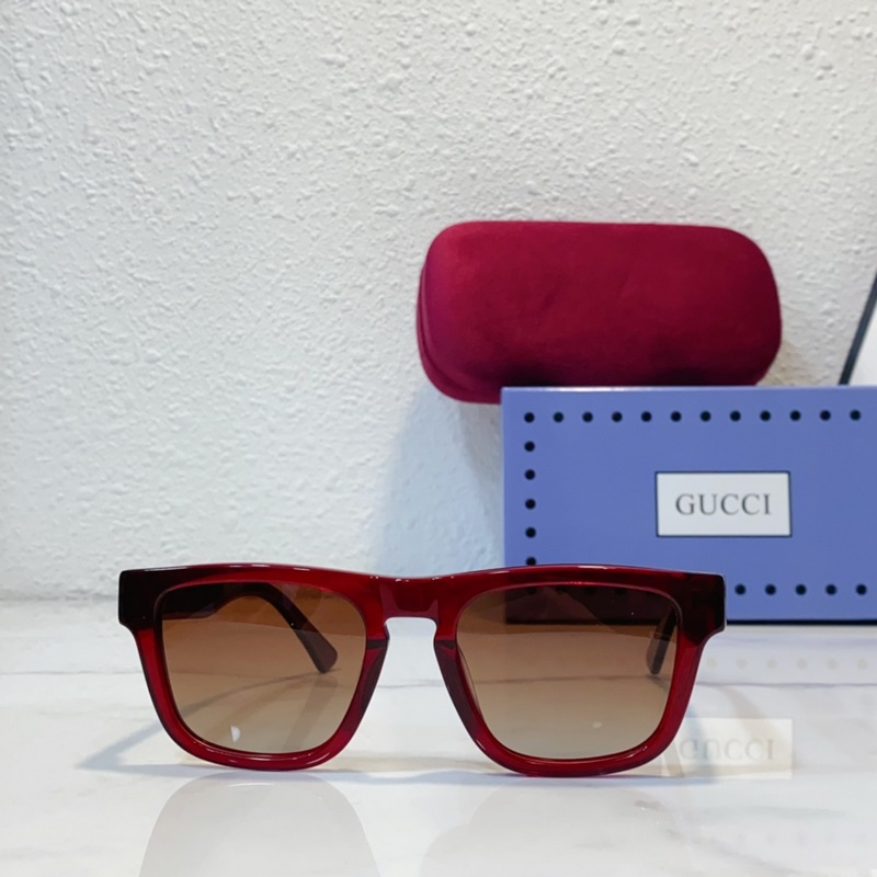 GUCCI MODEL：GG8817 SIZE： 52口21-145