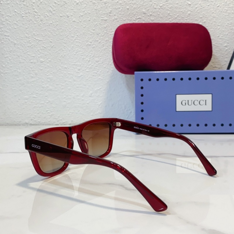 GUCCI MODEL：GG8817 SIZE： 52口21-145