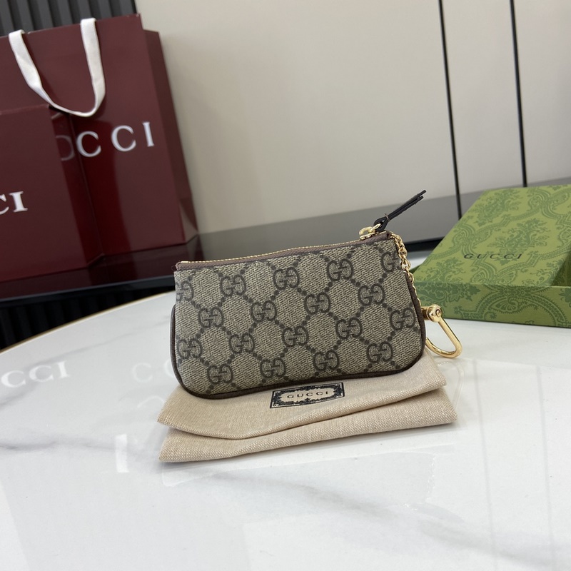 Ophidia系列鑰匙包。Ophidia系列不斷推陳出新，這款以GG Supre