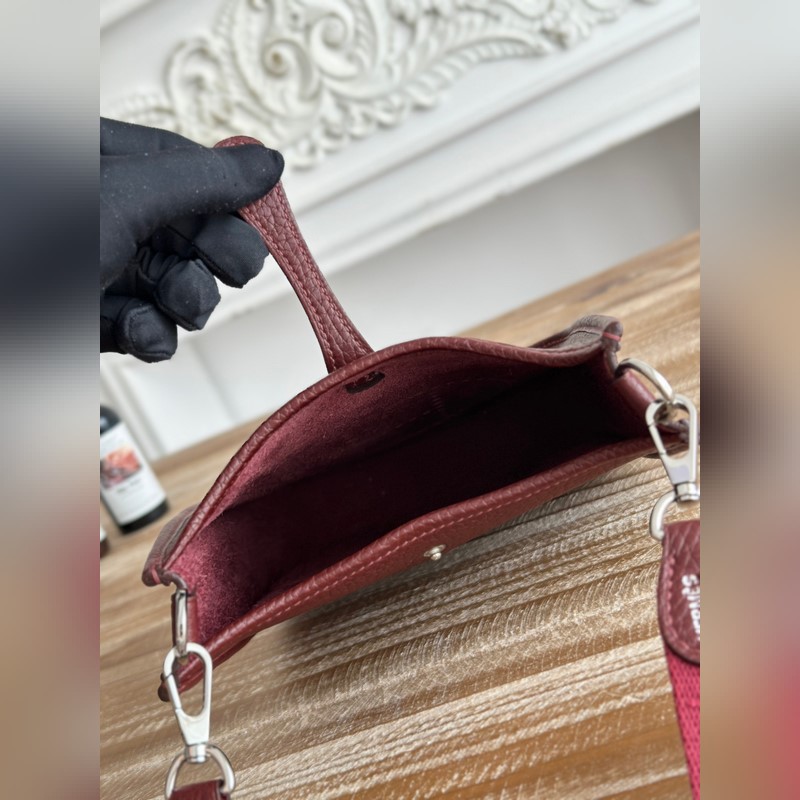 Mini EveyIne 伊芙琳 半手工+蠟線 自配肩帶+tc牛皮 顔色：酒紅