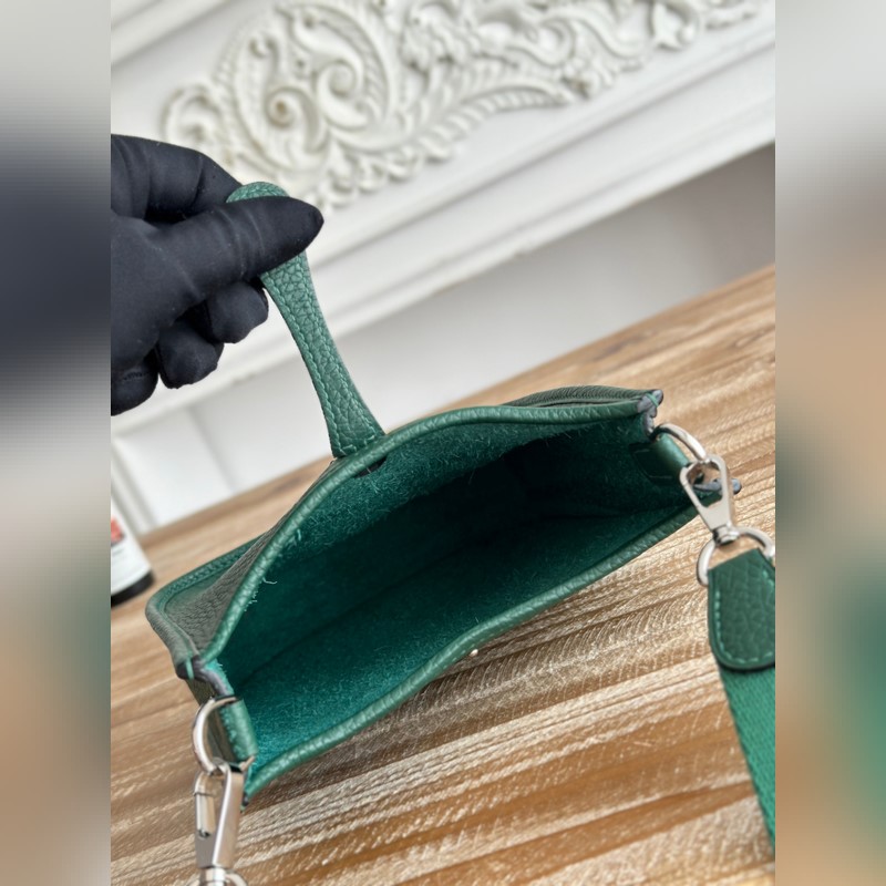 Mini EveyIne 伊芙琳 半手工+蠟線 自配肩帶+tc牛皮 顔色：孔雀