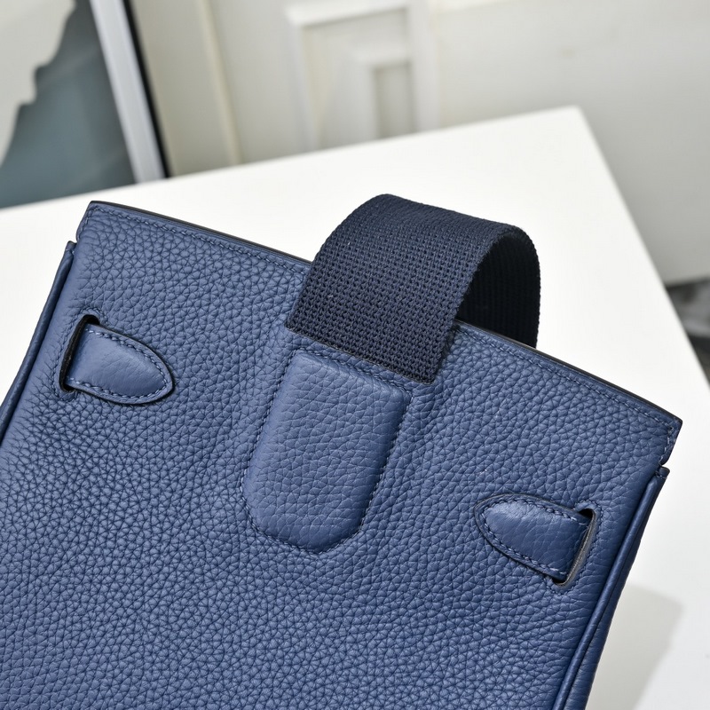 愛馬仕最帥胸包來啦 Hermes HAC A DOS 終于出了一款除了 BKc比