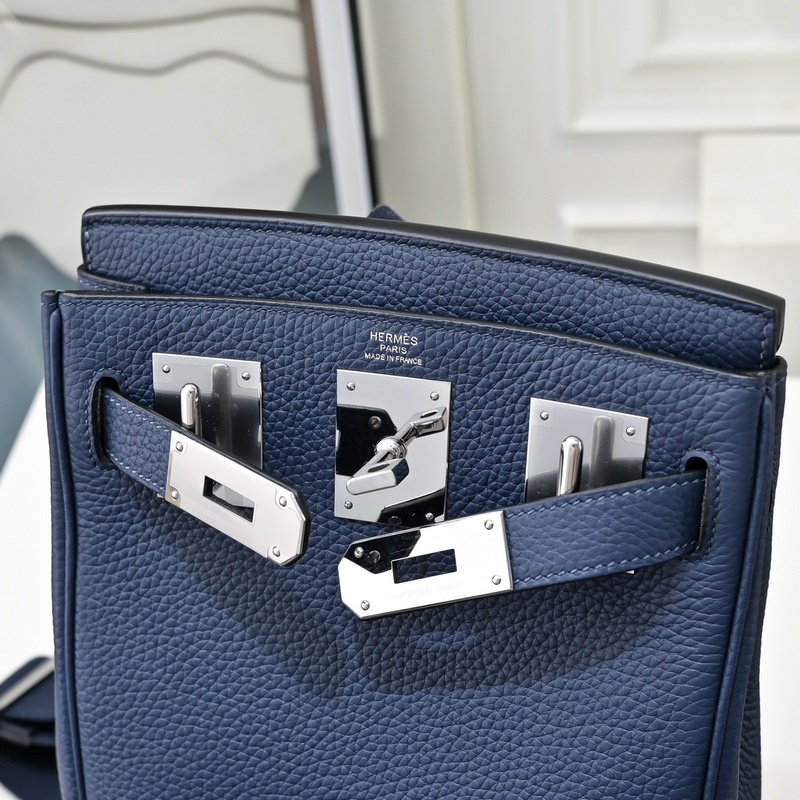 愛馬仕最帥胸包來啦 Hermes HAC A DOS 終于出了一款除了 BKc比