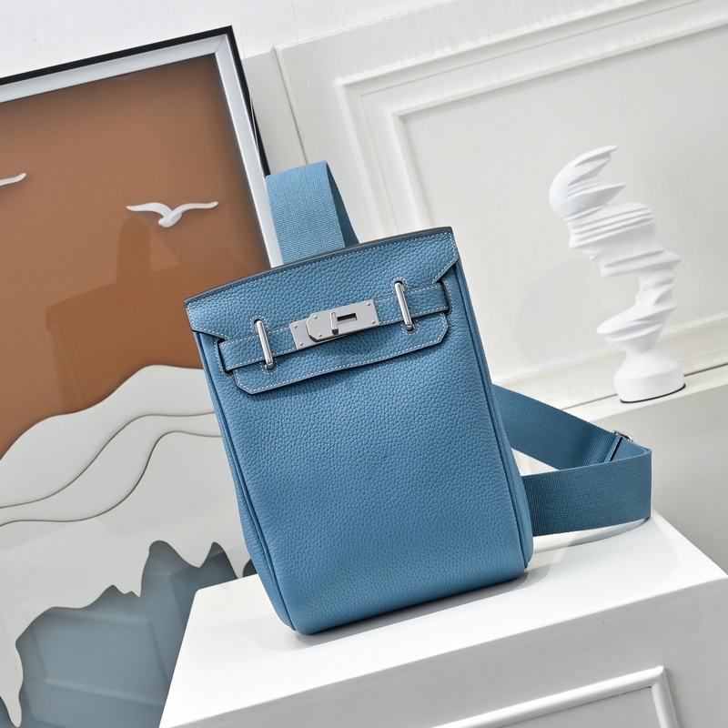 愛馬仕最帥胸包來啦 Hermes HAC A DOS 終于出了一款除了 BKc