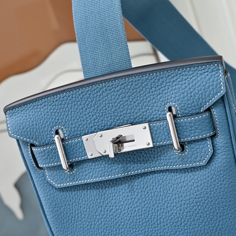 愛馬仕最帥胸包來啦 Hermes HAC A DOS 終于出了一款除了 BKc