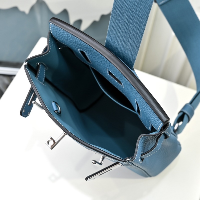 愛馬仕最帥胸包來啦 Hermes HAC A DOS 終于出了一款除了 BKc