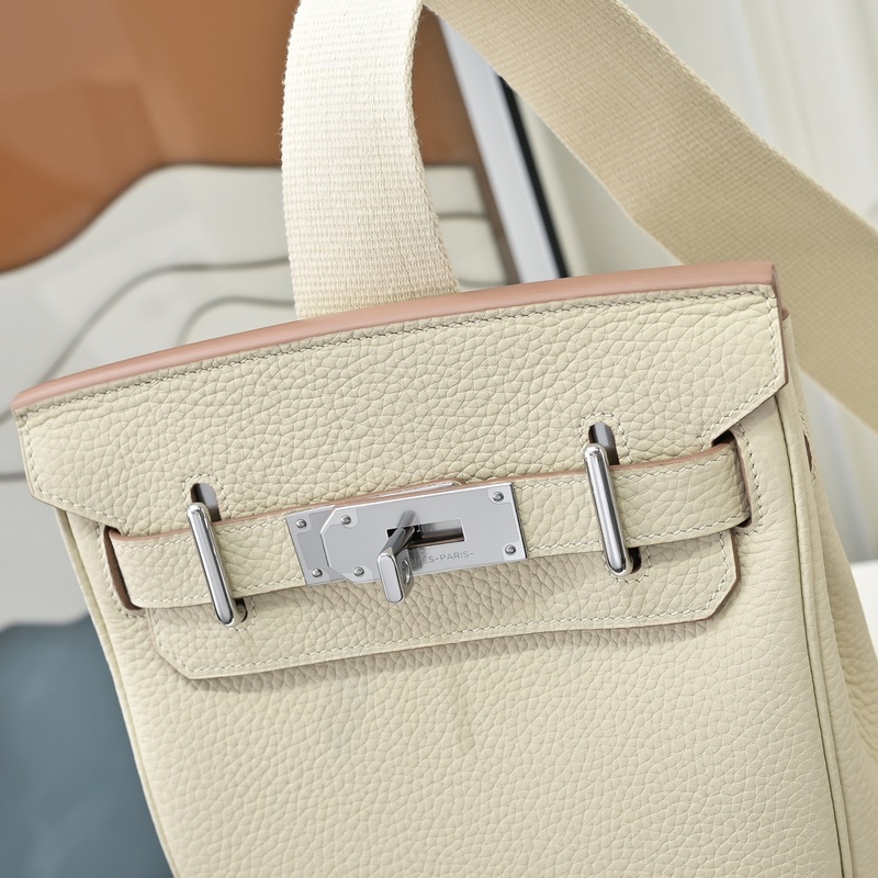 愛馬仕最帥胸包來啦 Hermes HAC A DOS 終于出了一款除了  BK