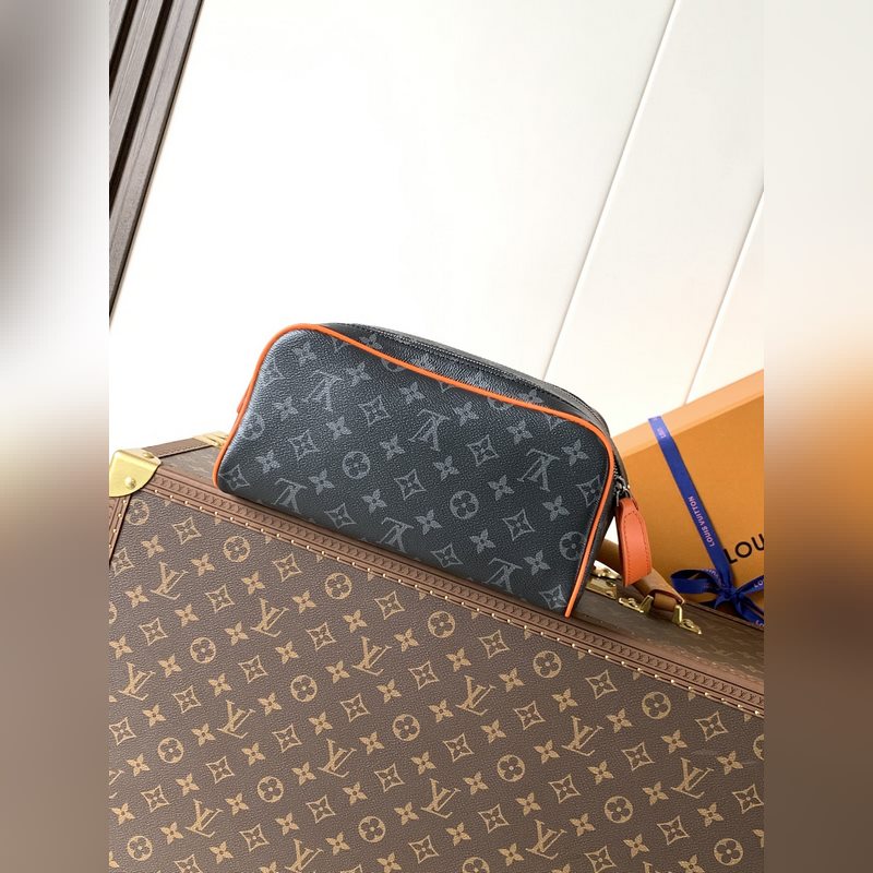 M15246橙色 頂級原單 變碼芯片163C 本款Dopp Kit梳洗包以細緻粒