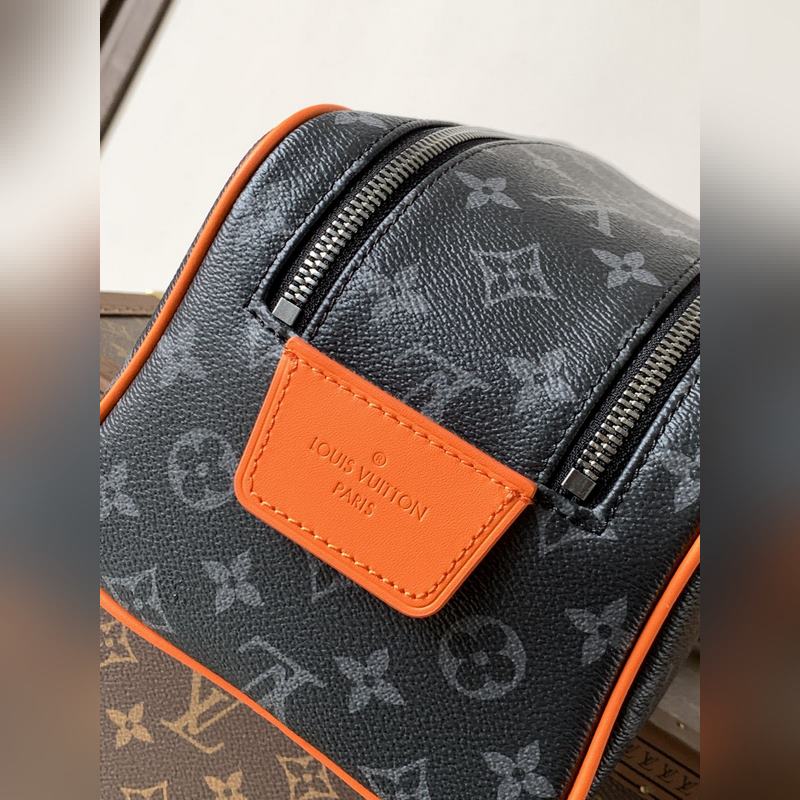 M15246橙色 頂級原單 變碼芯片163C 本款Dopp Kit梳洗包以細緻粒