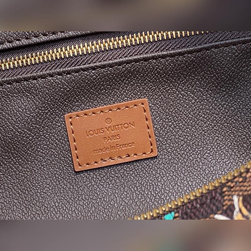 M44494啡格絲印 化妝包洗漱包 DOPP 盥洗包 路易威登標(biāo)志性的 Mono