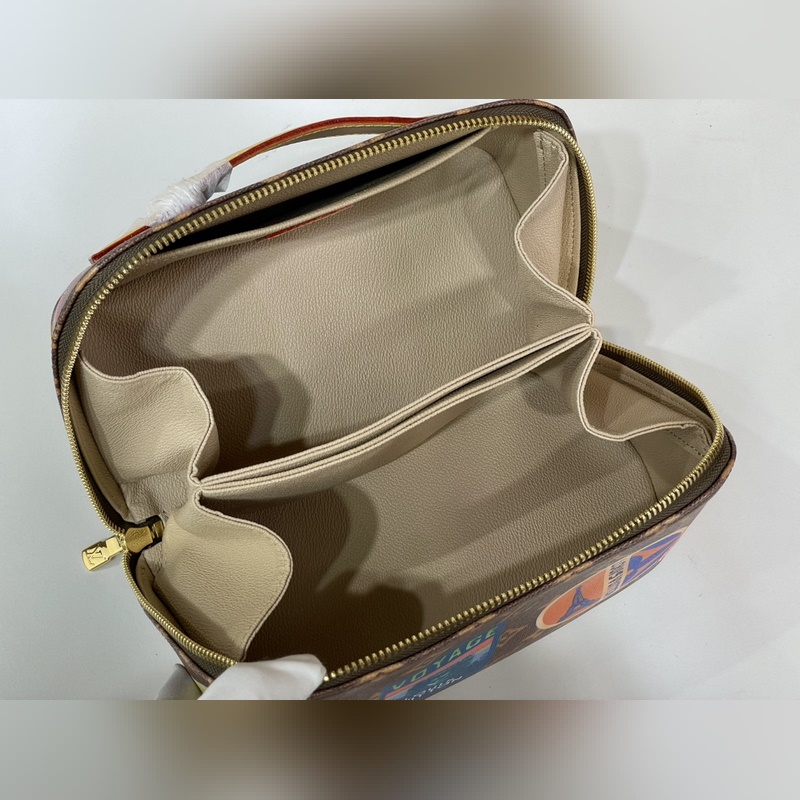 頂級(jí)原單複刻獨(dú)家實(shí)拍 [Compartments 盥洗化妝袋]M14744 老花