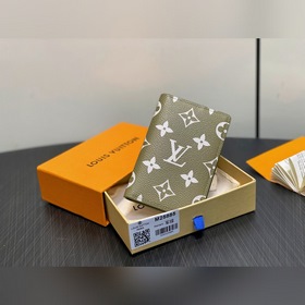 M25885軍綠 卡包錢包 當(dāng)季新款 口袋錢夾 本款口袋錢夾出自 2026 Ta