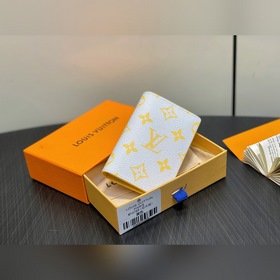 M14769黃色 卡包錢夾錢包 當(dāng)季新款 口袋錢夾 本款口袋錢夾以 Monogr