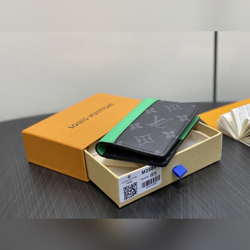 M25841黑花/綠色 卡包錢包 當季新款 口袋錢夾 本款口袋錢夾取材 Mono