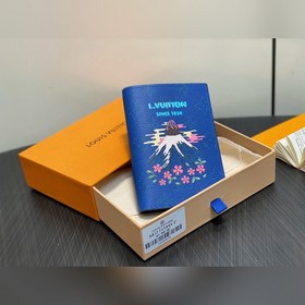 M25967藍(lán)色 印花護(hù)照夾護(hù)照套 EARLY ACCESS Lv nigo聯(lián)名