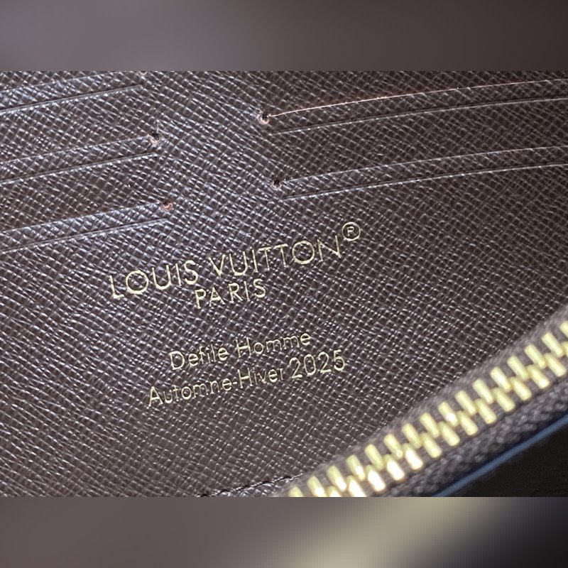 M26021黃花 單拉鍊錢包 Zippy Wallet 錢包 本款 Zippy