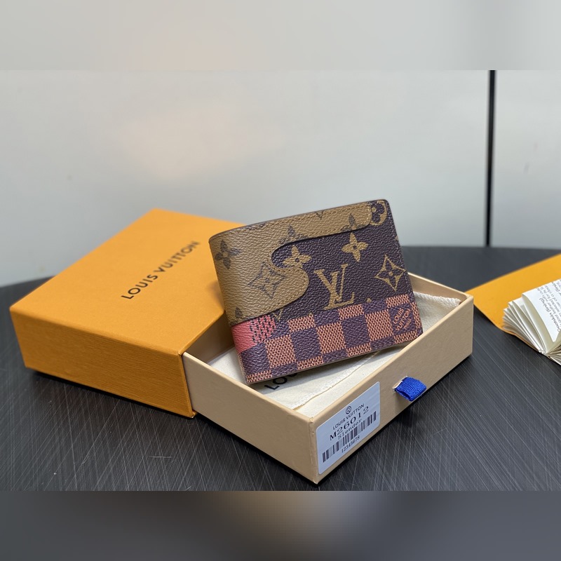 M26012黃花 短款西裝夾錢包 當季新款 SLENDER 錢夾 本款 Slen