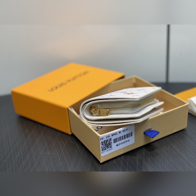 M25595米白 七夕限定幻彩全皮兩折錢包 Claire Wallett 錢夾