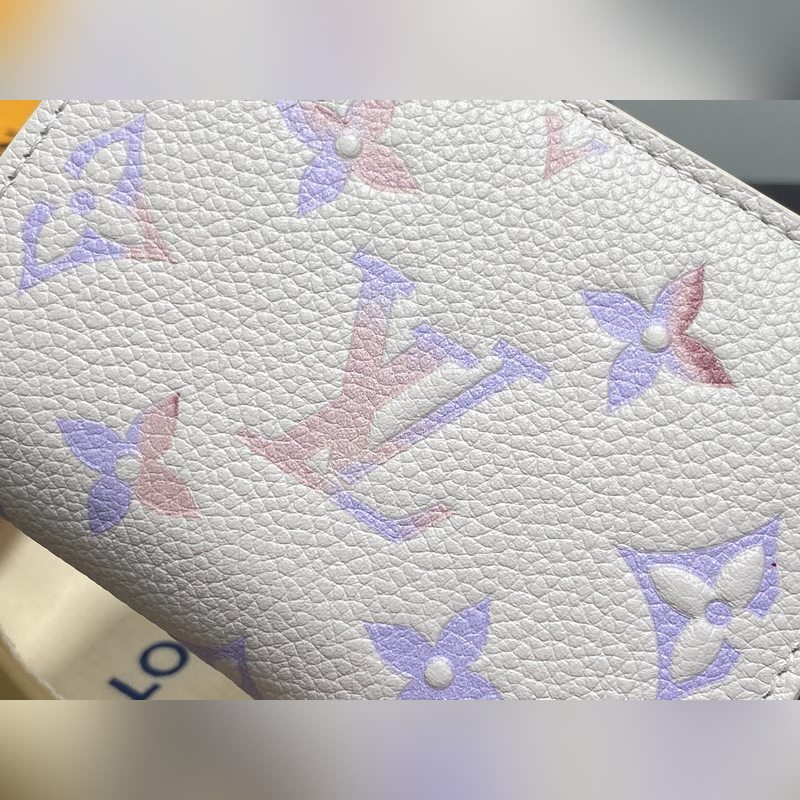 M25595米白 七夕限定幻彩全皮兩折錢包 Claire Wallett 錢夾