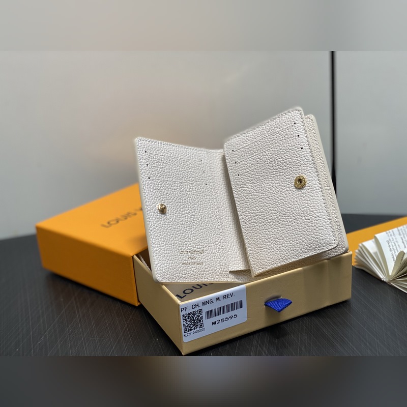 M25595米白 七夕限定幻彩全皮兩折錢包 Claire Wallett 錢夾