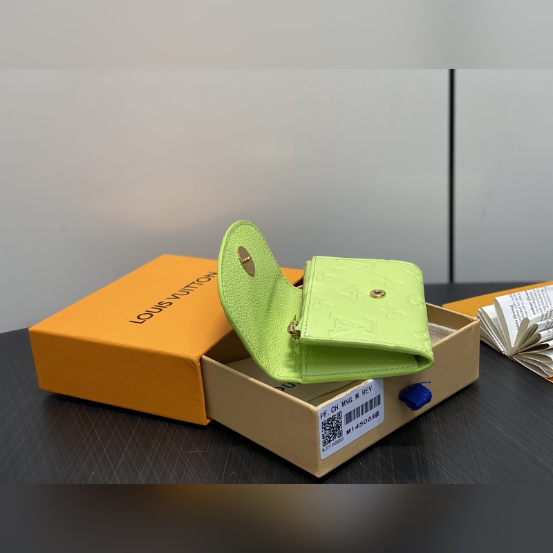 M14550  6綠色 全皮壓花卡包錢(qián)包 Rosalie 零錢(qián)包 這款Rosa