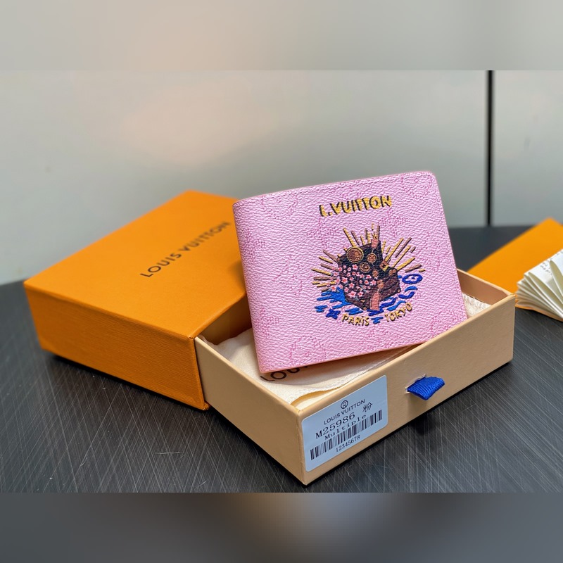 M25986粉色 印花短款西裝夾錢包 EARLY ACCESS Lv nigo聯