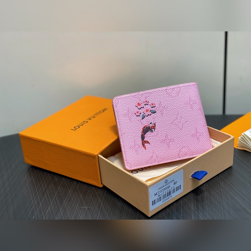 M25986粉色 印花短款西裝夾錢包 EARLY ACCESS Lv nigo聯