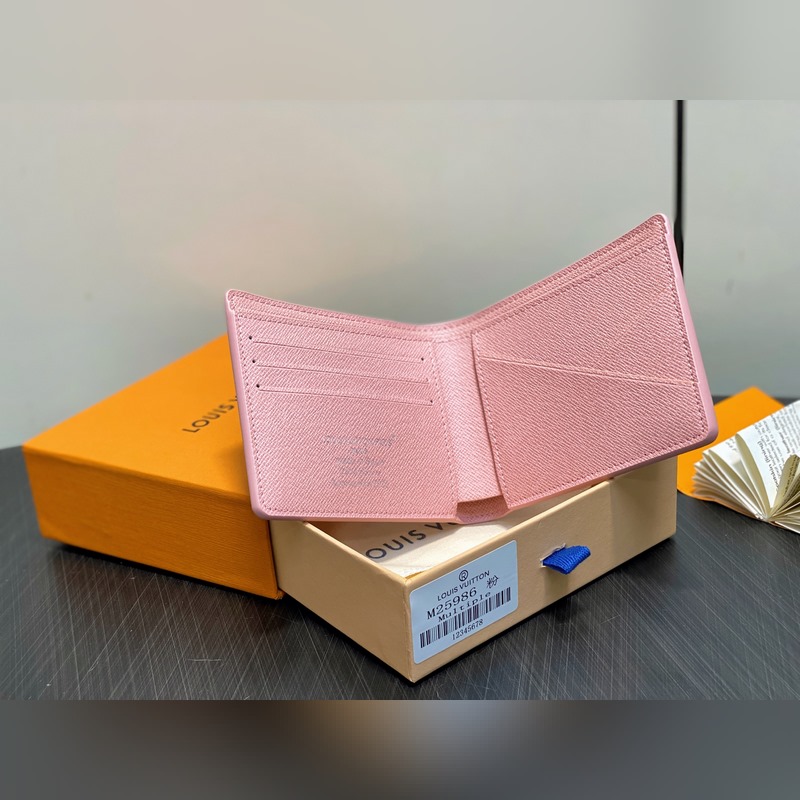 M25986粉色 印花短款西裝夾錢包 EARLY ACCESS Lv nigo聯