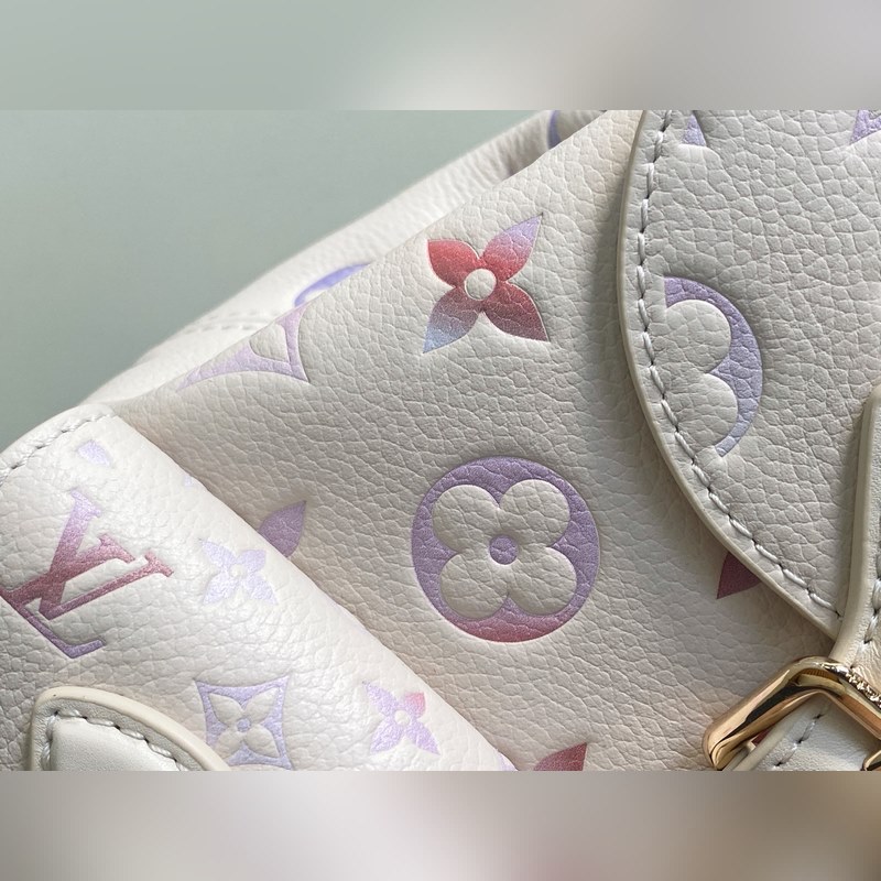 M15113米白漸變 全皮壓花雙肩包系列 BACKUP 雙肩包 M47072 本