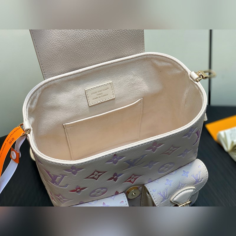 M15113米白漸變 全皮壓花雙肩包系列 BACKUP 雙肩包 M47072 本