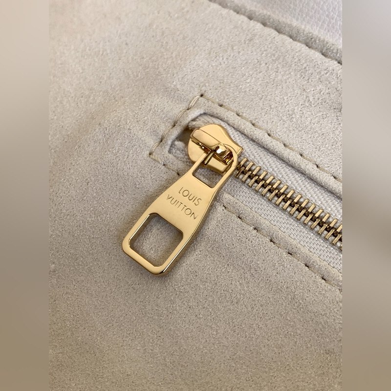 M15235 頂級原單 動態16 3LOUIS VUITTON Nigo聯名款F