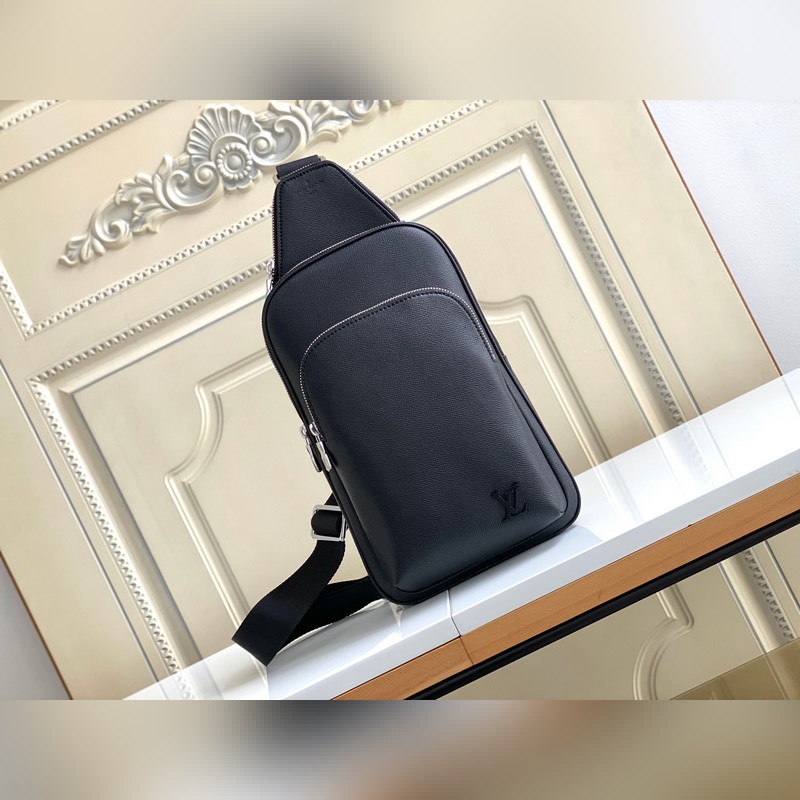 [海原外單 獨實家拍 30863黑十字紋]本款 Avenue 單肩包取材 Dam